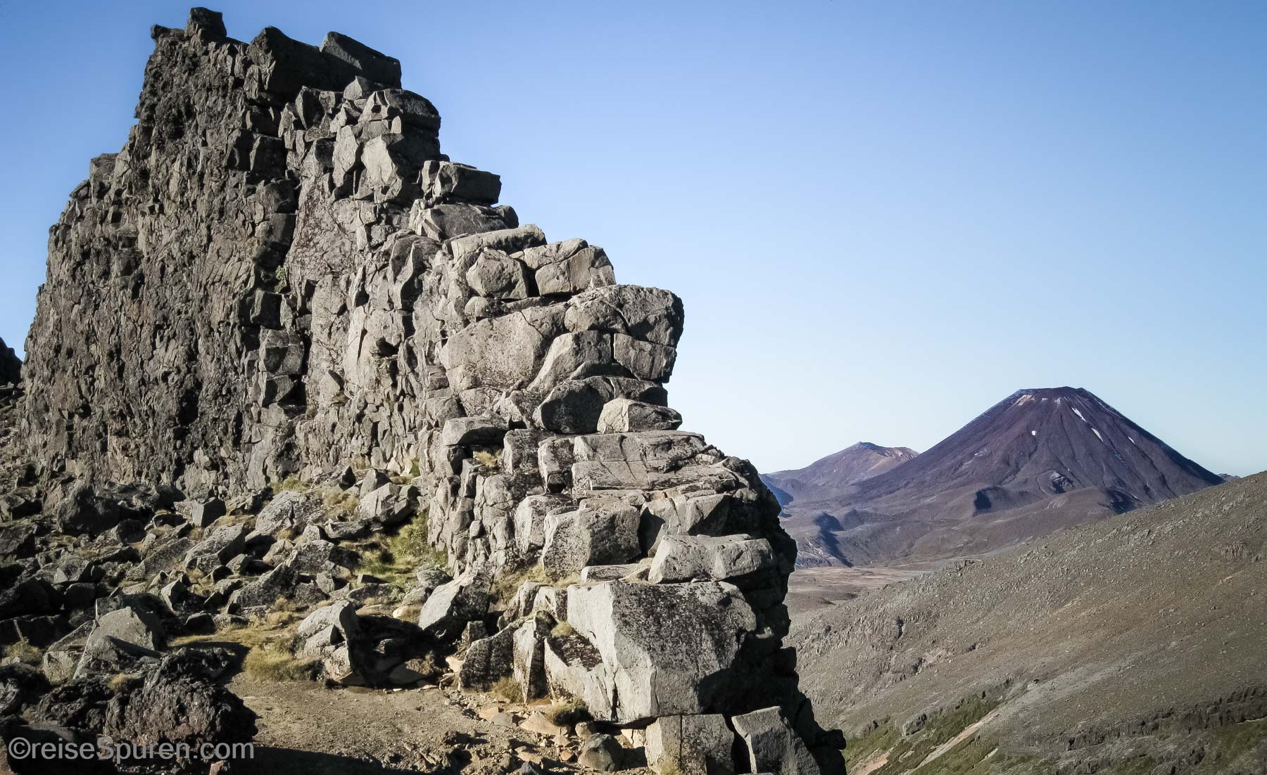 Herr der Ringe Location - "Mordor - der Schicksalsberg" im Hintergrund (Mount Doom)